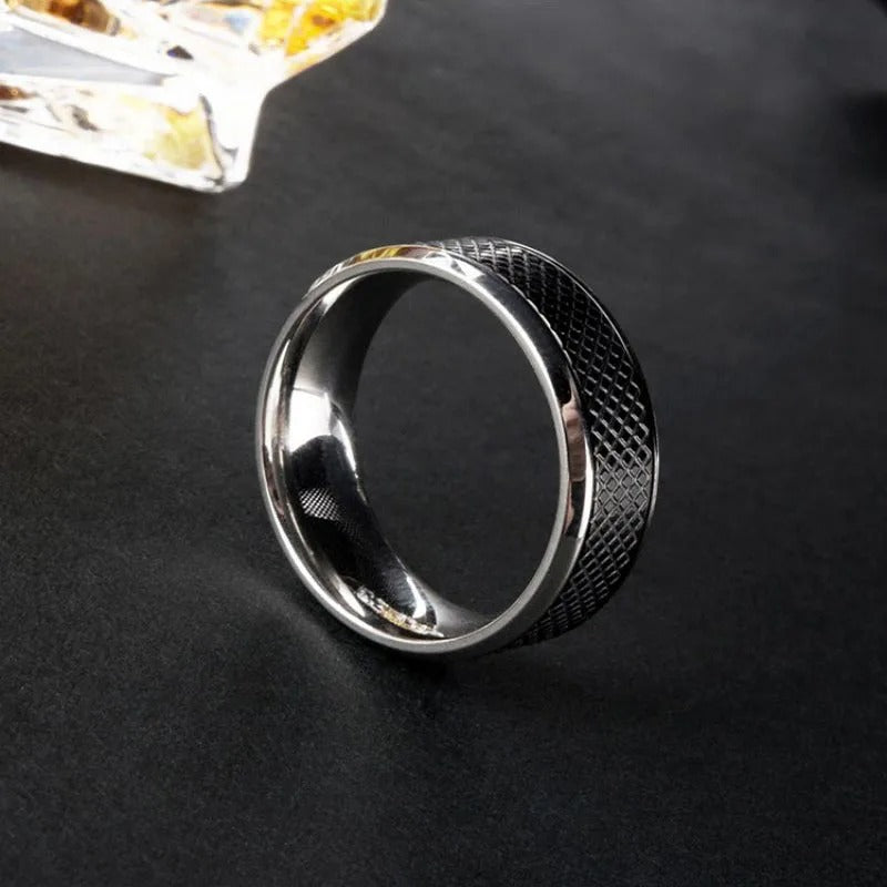 The Valro Eclipse Ring