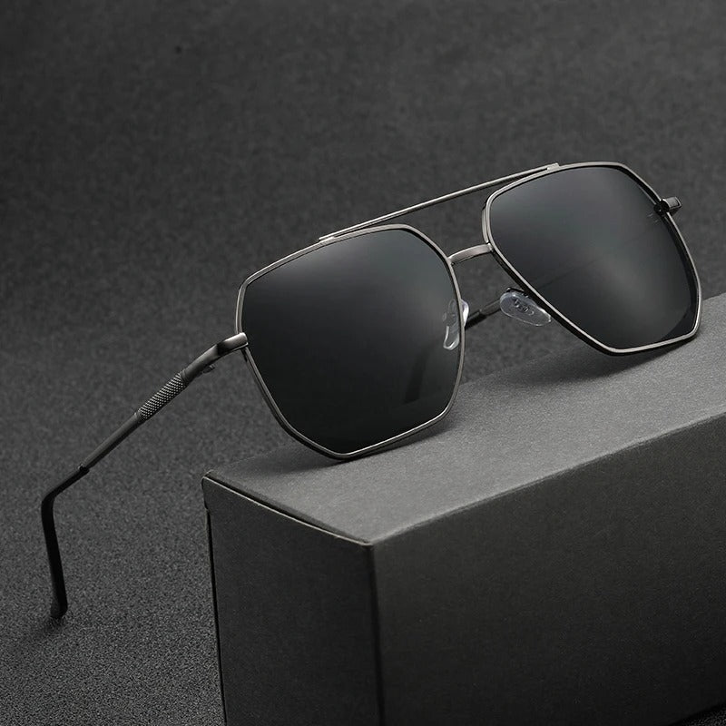 The Vanguard Frames